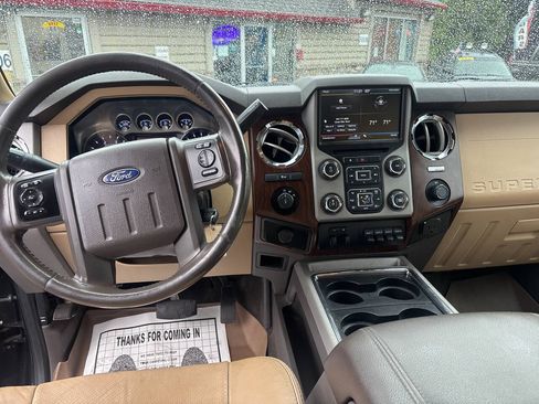 Used 2013 Ford F250 Lariat w/ Chrome Pkg AWD/4WD image 19