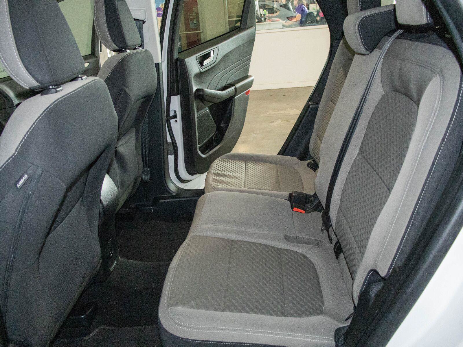 Used 2021 Ford Escape SE AWD/4WD image 13