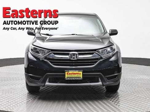 Used 2017 Honda CR-V LX image 2