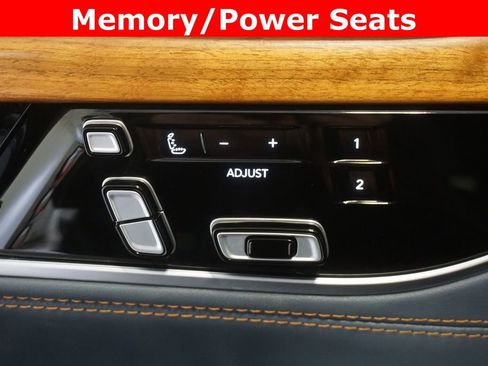 Used 2022 Jeep Grand Wagoneer Series II w/ Convenience Group III AWD/4WD image 7