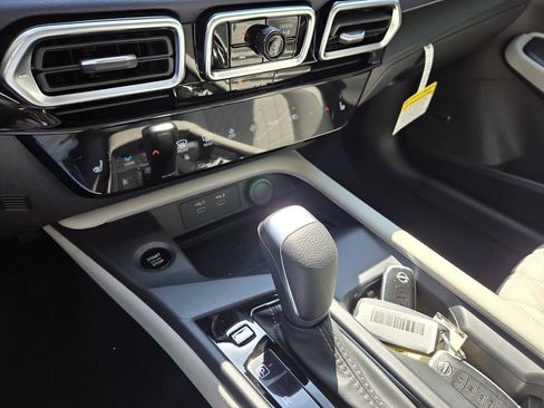 New 2026 Nissan Sentra SL w/ Floor Mat Package FWD image 14