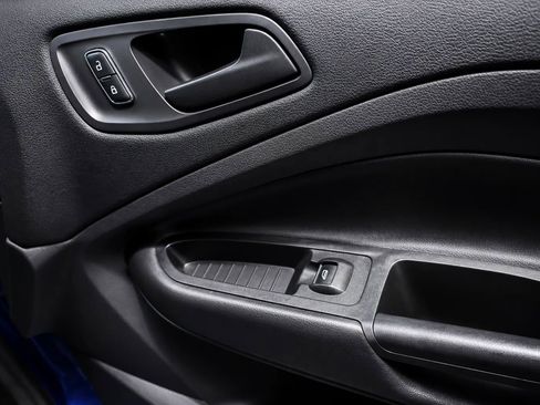 Used 2016 Ford Escape S FWD image 11