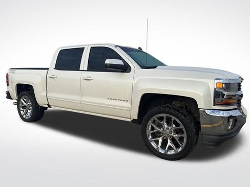 Used 2017 Chevrolet Silverado 1500 LT w/ All Star Edition image 5