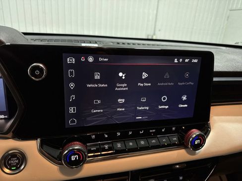 Used 2024 GMC Canyon AT4X image 14