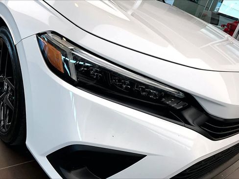 Used 2023 Honda Civic Sport image 25