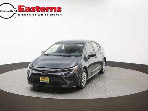 Used 2023 Toyota Corolla LE w/ Carpet Mat Package (TMS) FWD image 85