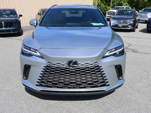 Used 2025 Lexus RX 350 Premium w/ Convenience Package FWD image 11