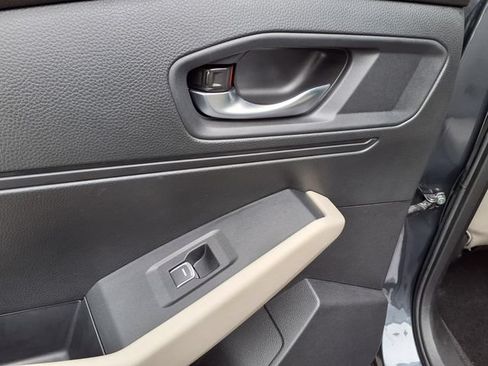 Used 2024 Honda Accord EX image 19