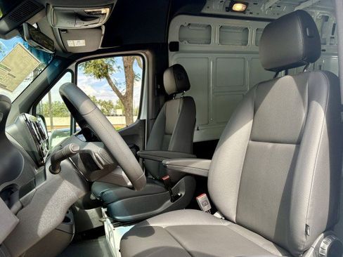 New 2026 Mercedes-Benz Sprinter 2500 image 7