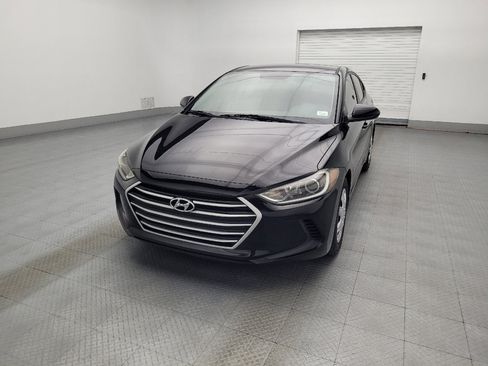 Used 2017 Hyundai Elantra SE image 15
