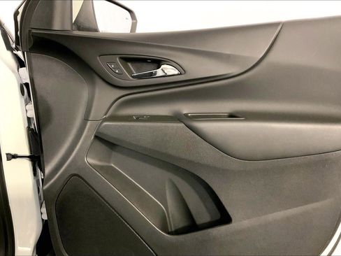 Used 2024 Chevrolet Equinox LT image 25