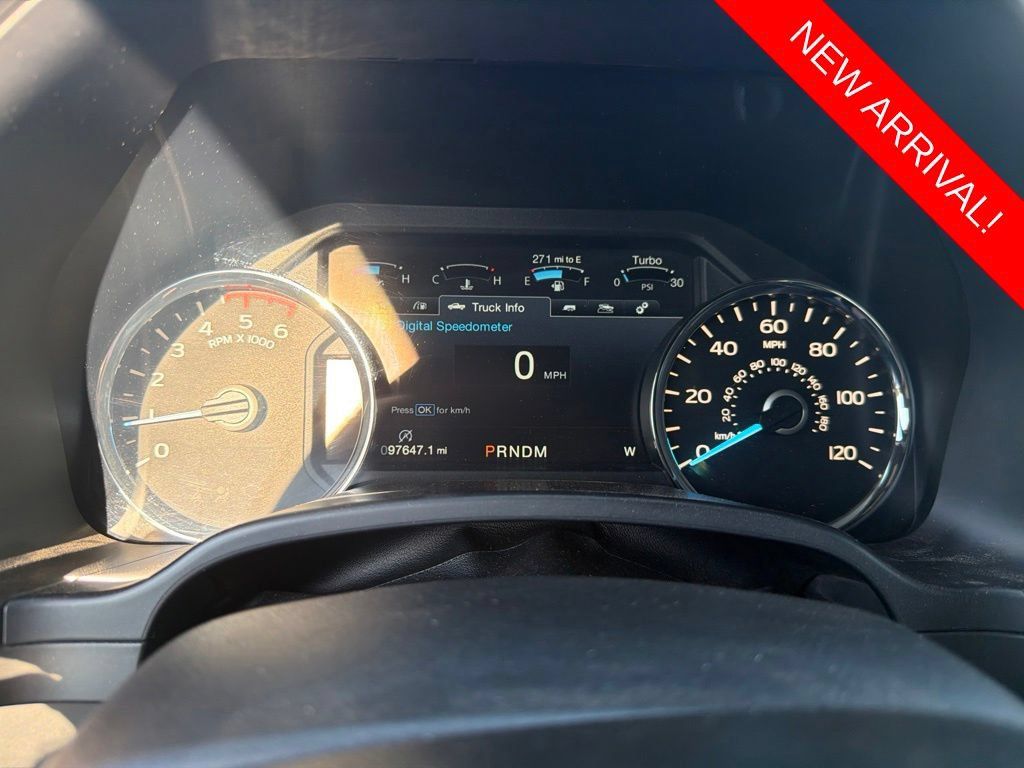Used 2018 Ford F150 Lariat w/ Equipment Group 502A Luxury AWD/4WD image 9