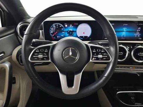 Used 2019 Mercedes-Benz A 220 image 18