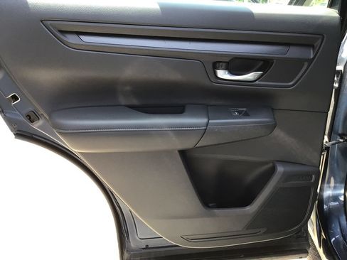 Used 2024 Honda CR-V LX image 30
