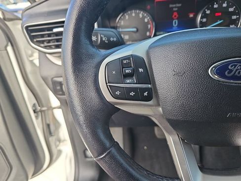 Used 2023 Ford Explorer XLT w/ Equipment Group 202A RWD image 19