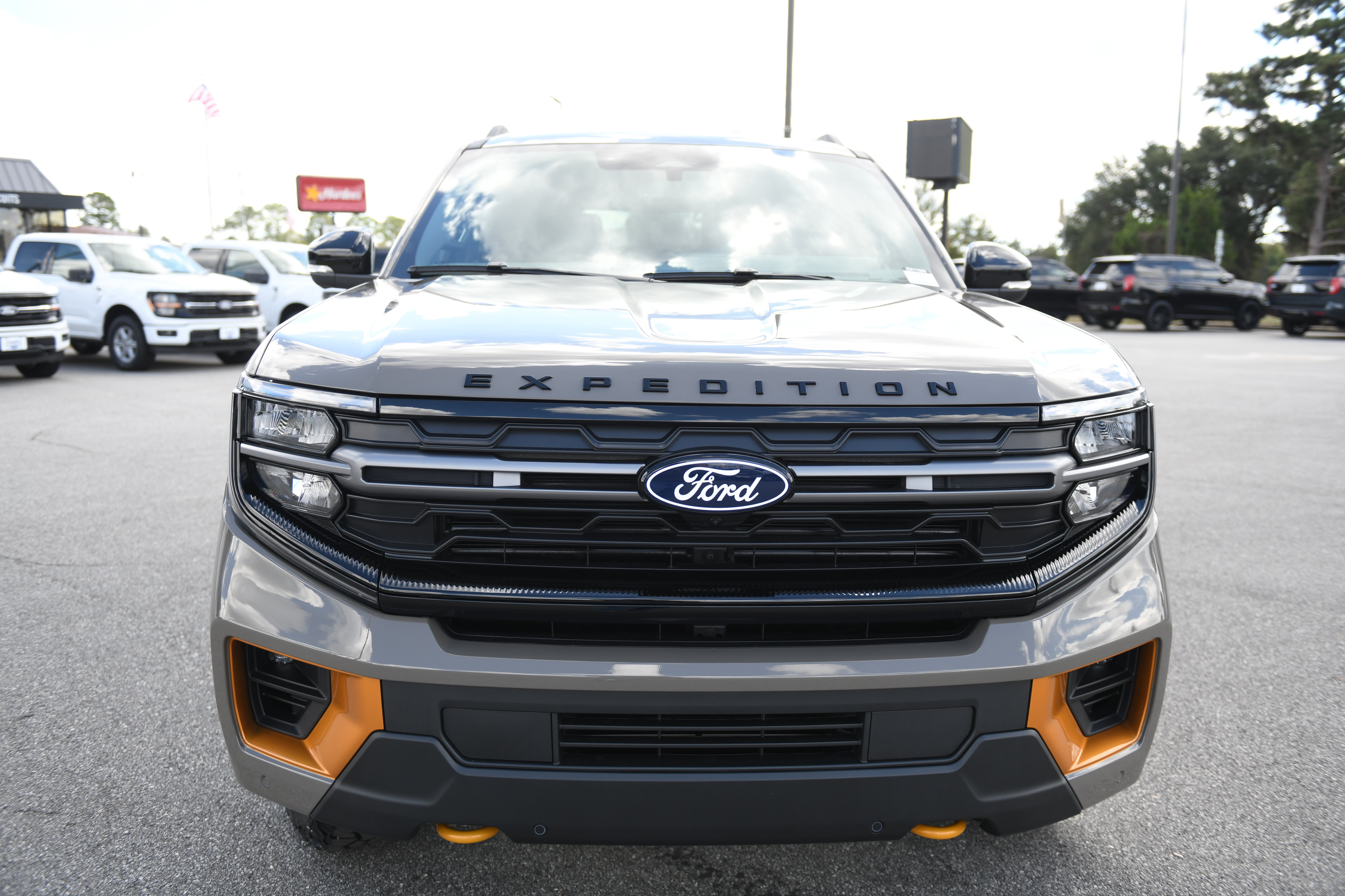 New 2027 Ford Expedition Tremor w/ Driver's Package AWD/4WD image 9