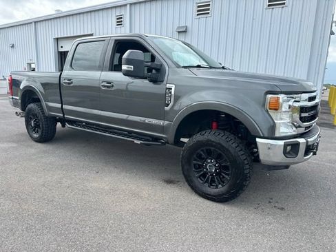 Used 2020 Ford F250 Lariat w/ Tremor Off-Road Package AWD/4WD image 2