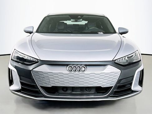 Used 2022 Audi e-tron GT Premium Plus image 2