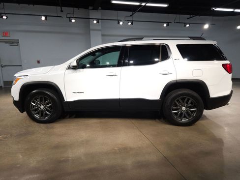 Used 2017 GMC Acadia SLT FWD image 4