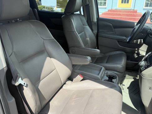Used 2015 Honda Odyssey EX-L image 31