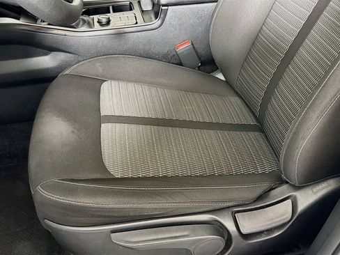 Used 2023 Kia Sorento LX FWD image 18