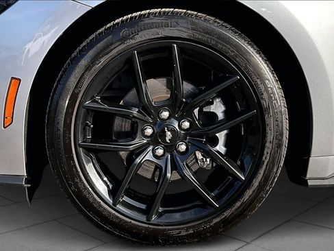 Certified 2025 Ford Mustang Coupe image 11