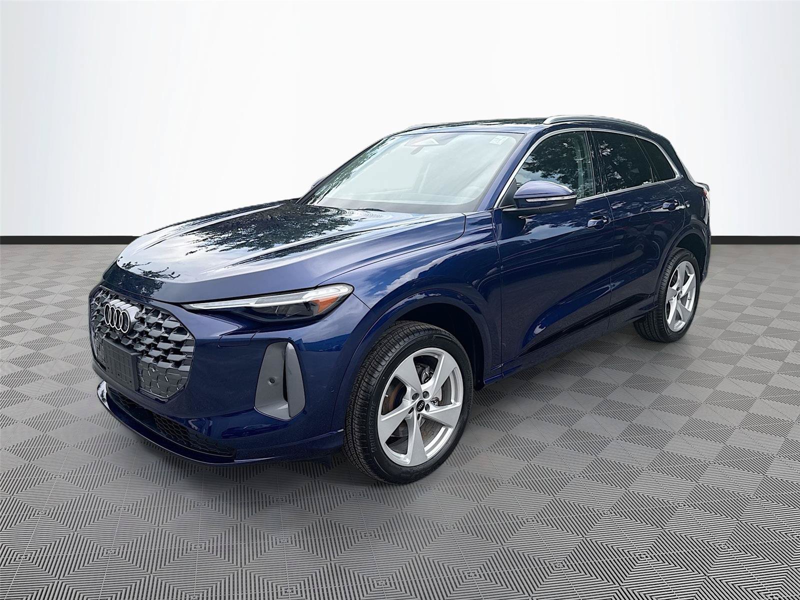 New 2026 Audi Q5 Premium AWD/4WD image 3