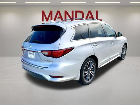 Used 2016 INFINITI QX60 FWD w/ Deluxe Technology Package image 5