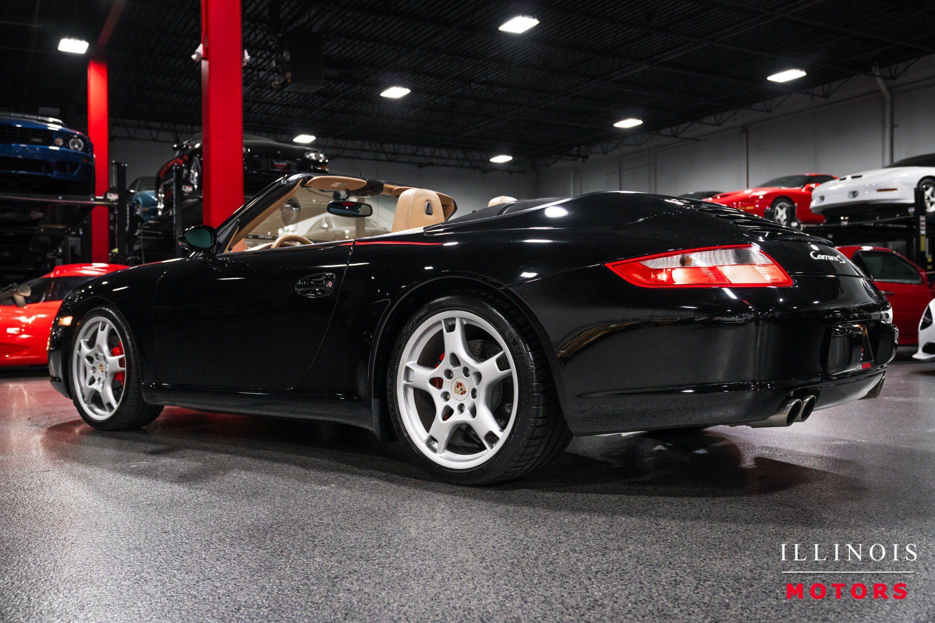 Used 2005 Porsche 911 Carrera S RWD image 3