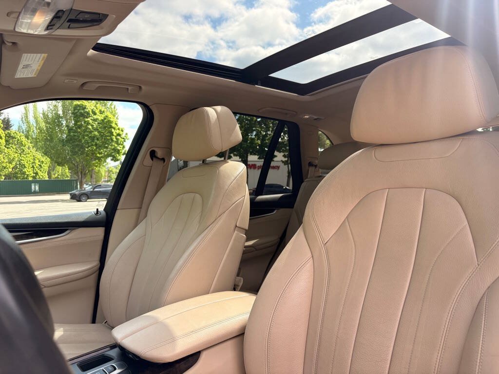 Used 2015 BMW X5 xDrive50i AWD/4WD image 9