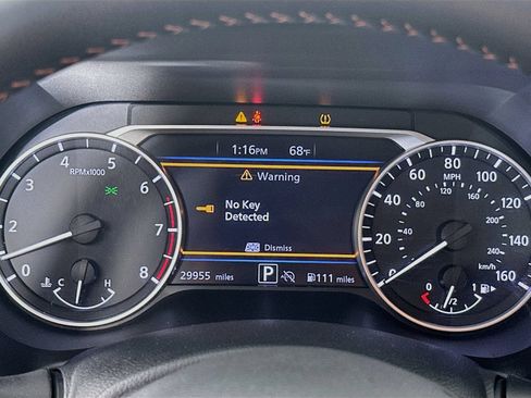 Used 2025 Nissan Sentra SR w/ Midnight Edition FWD image 12