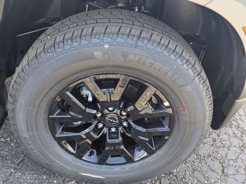 New 2026 Nissan Frontier SV AWD/4WD image 34