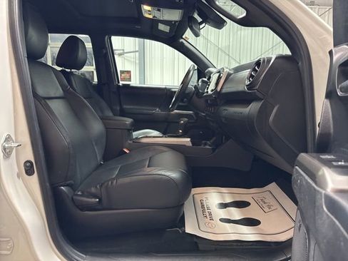 Used 2023 Toyota Tacoma Limited image 25