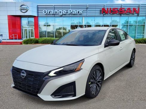 New 2026 Nissan Altima 2.5 SV FWD image 4