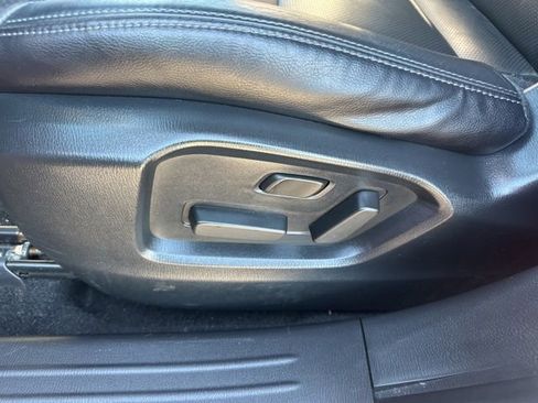 Used 2019 MAZDA CX-9 Touring image 12