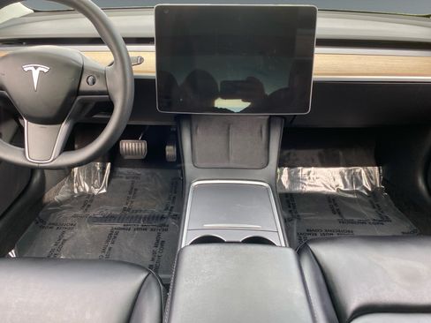 Used 2023 Tesla Model 3 Standard Range RWD image 11