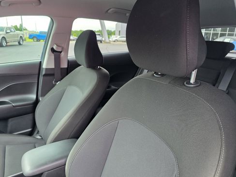 Used 2024 Hyundai Kona SEL image 12