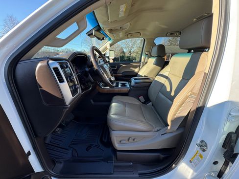 Used 2015 GMC Sierra 2500 SLT w/ Duramax Plus Package image 15
