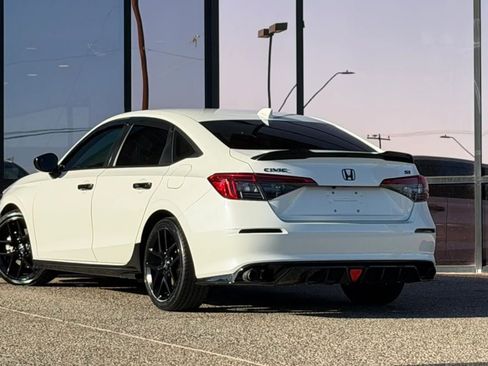 Used 2024 Honda Civic Si image 11