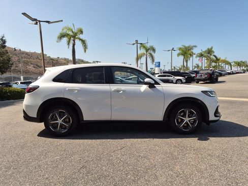 Used 2025 Honda HR-V EX-L image 6