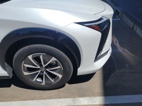 Used 2024 Lexus RZ 300e Premium w/ Accessory Package (Z1) FWD image 10