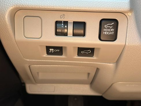 Used 2015 Subaru Forester 2.5i Limited w/ Popular Package #1 AWD/4WD image 26