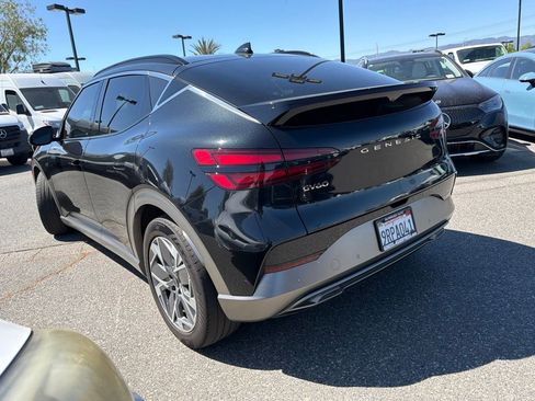 Used 2025 Genesis GV60 RWD image 6
