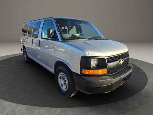 Used 2016 Chevrolet Express 2500 LS image 11