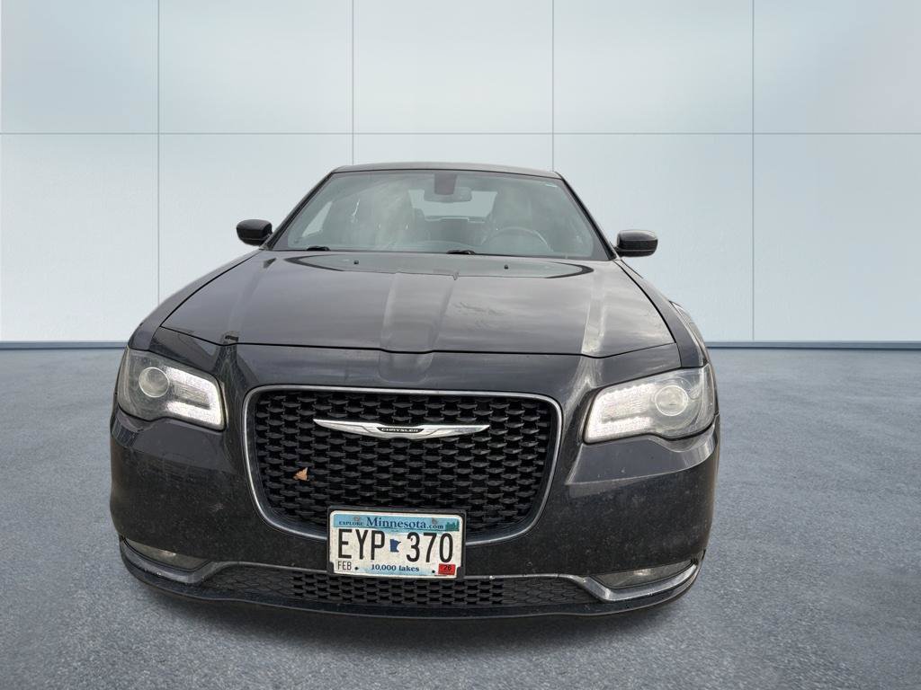 Used 2017 Chrysler 300 S AWD/4WD image 10