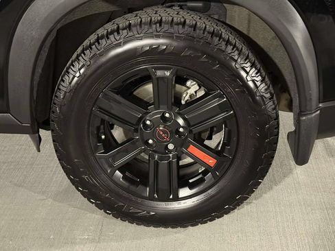 Used 2025 Nissan Rogue SV w/ Rock Creek Premium Package AWD/4WD image 13