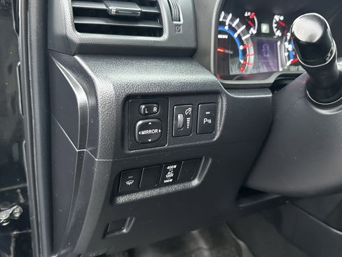 Used 2019 Toyota 4Runner Limited image 16