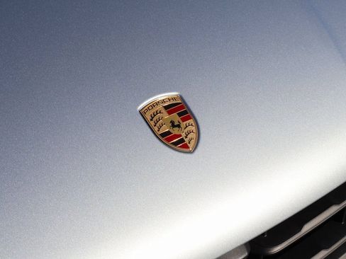 Certified 2026 Porsche Macan Turbo AWD/4WD image 13