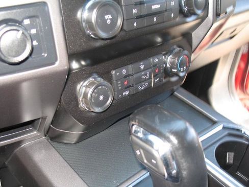 Used 2020 Ford F150 XLT w/ Equipment Group 302A Luxury AWD/4WD image 41