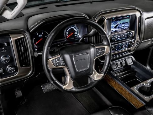 Used 2018 GMC Sierra 3500 Denali w/ Duramax Plus Package AWD/4WD image 15